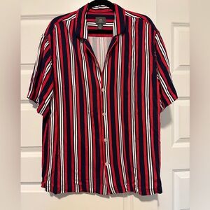 Men’s H&M button-down shirt